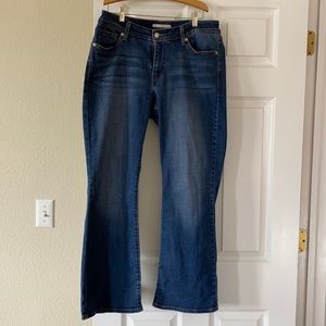 Levi 529 Curvy Bootcut